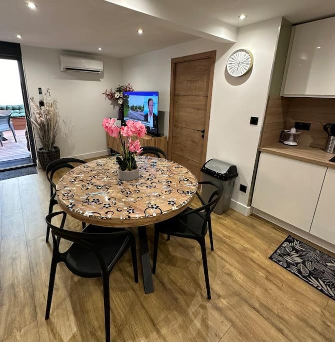 Le Briand Appartement 4Etoiles Nancy Thermal Cosy Avec Terrasse Wifi Exteriér fotografie
